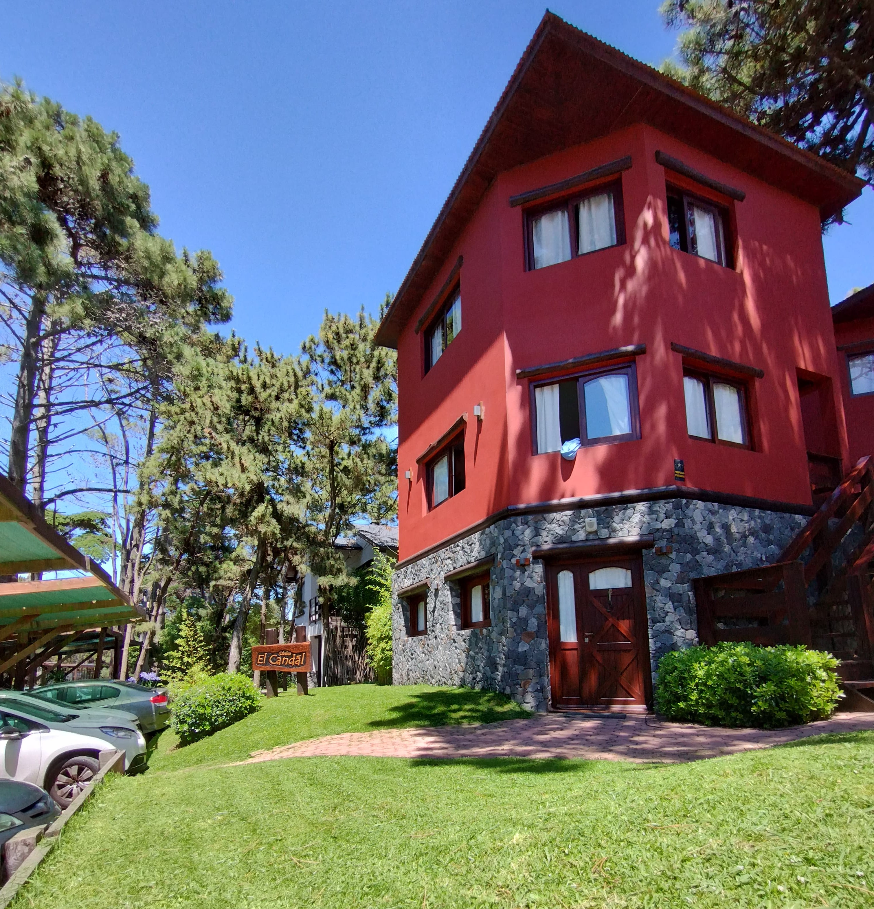 Cabañas El Candál en Mar de las Pampas - Argentina